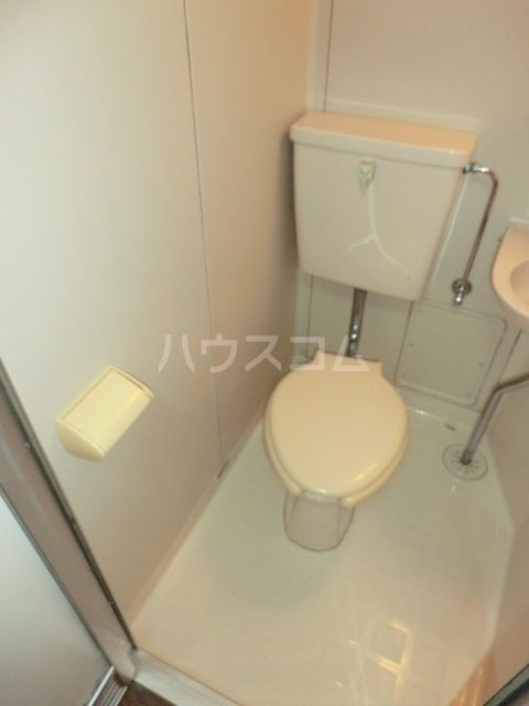 【千葉市花見川区長作台のアパートのトイレ】