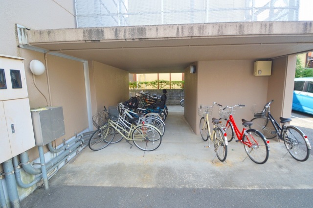 ドラックストア　ウォンツ船越店（ドラッグストア）まで315m