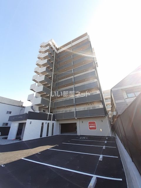 【姫路市龍野町のマンションの建物外観】