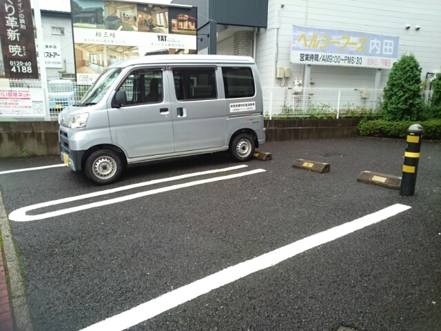 【パルテール・スクウェアの駐車場】