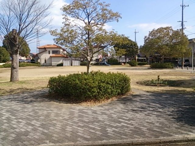 【鈴鹿市桜島町のアパートのその他】