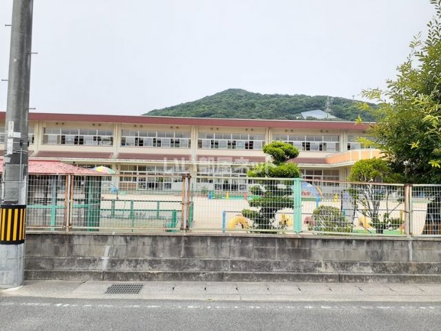 【ビレッジハウス松崎1号棟の幼稚園・保育園】