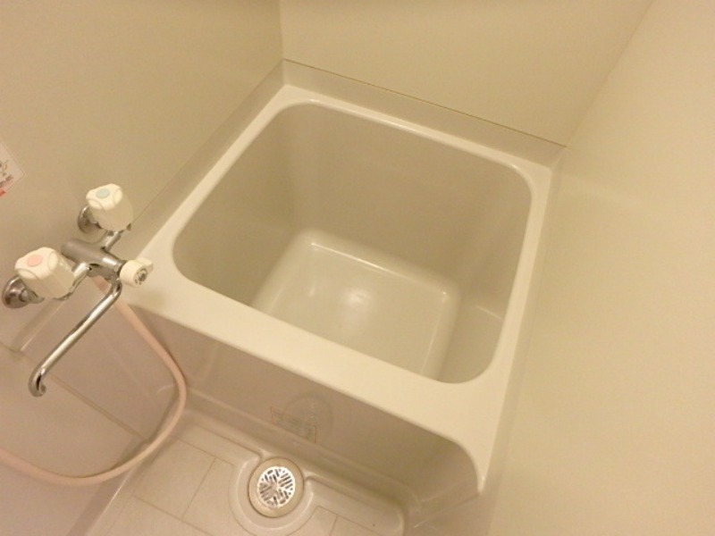 バス・シャワールーム　図面と現状に相違がある場合には現状を優先