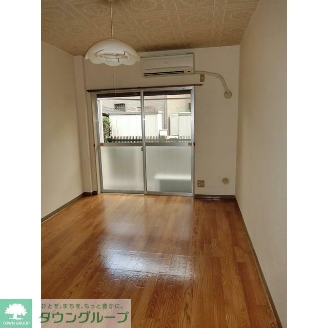 居室・リビング　居室