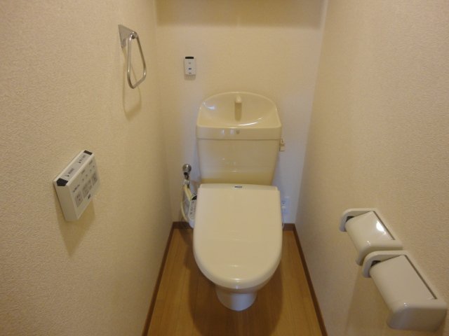 トイレ　シャワー付トイレ