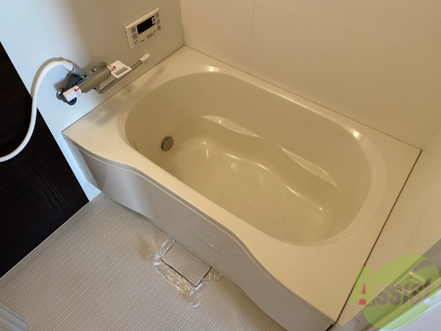 バス・シャワールーム　お風呂はこちらです。ゆったりできそうですね。