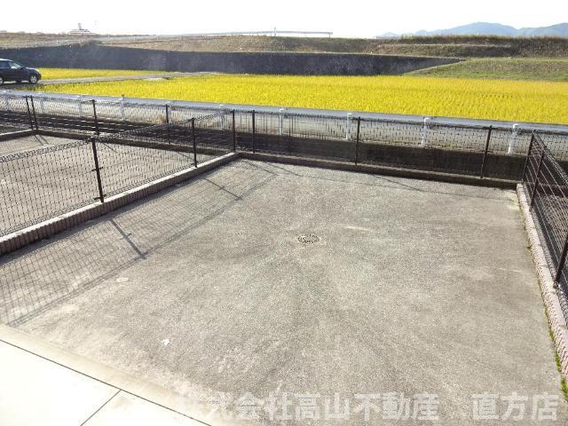 バルコニー　専用庭