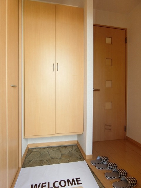 玄関　図面と現状に相違がある場合には現状を優先