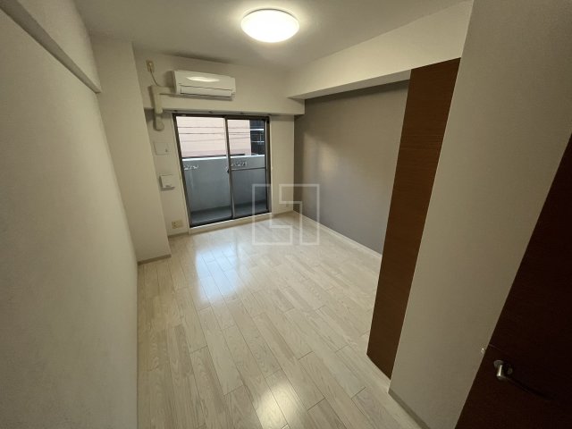 居室・リビング　ルクレ難波　洋室