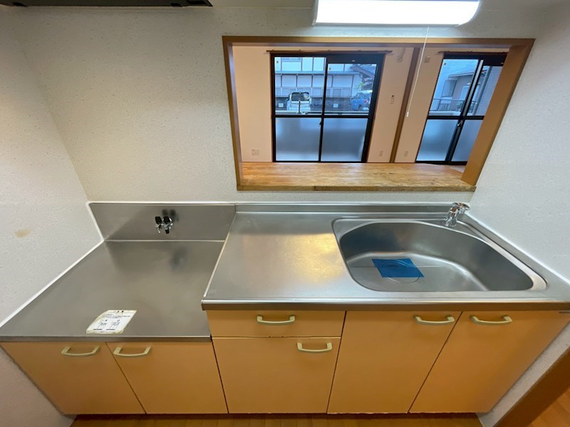 キッチン　シンプルかつ使い勝手の良いキッチン