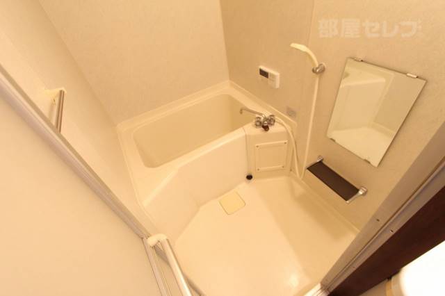 バス・シャワールーム　４０１号室の写真