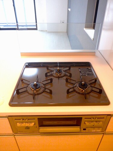 その他設備　コンロ・グリル※2022.10内覧会時同タイプ別部屋撮影