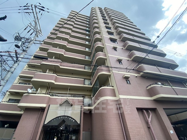 コスモグラシティ梅田東の建物外観