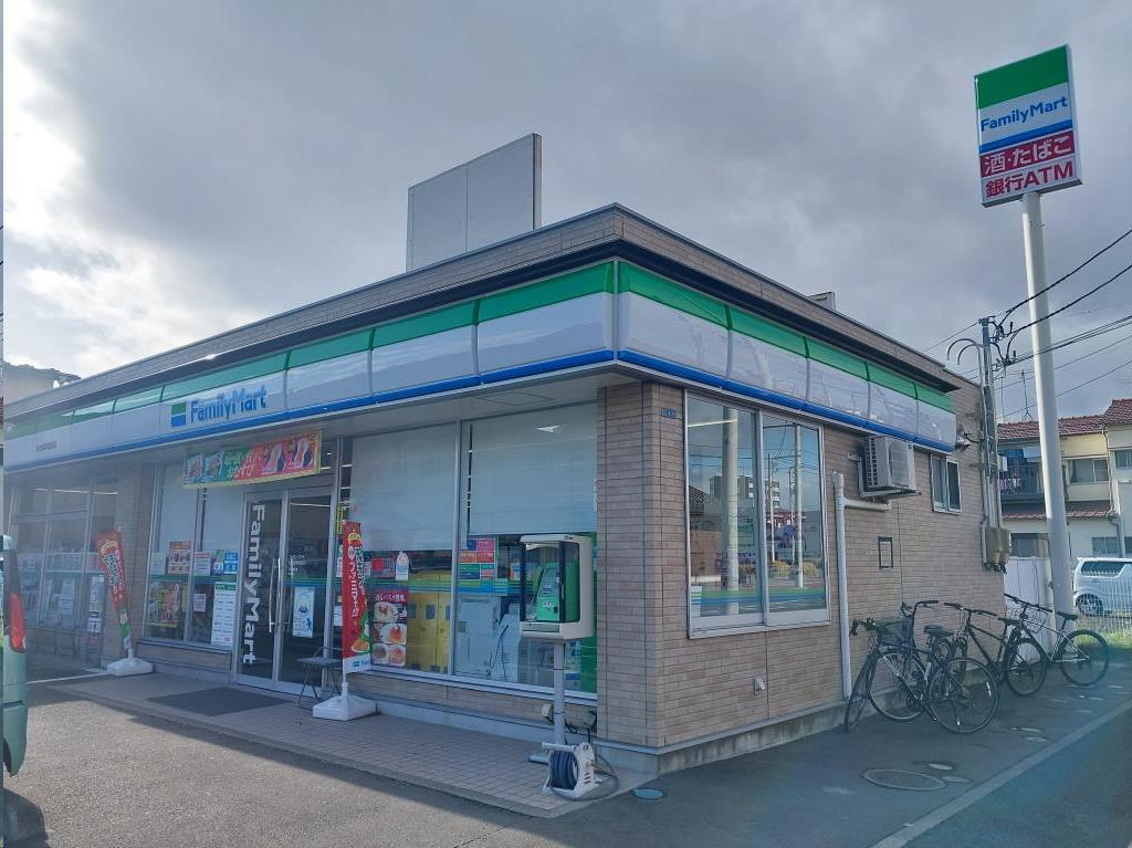 コンビニ　ファミリーマート仙台薬師堂前店（コンビニ）まで457m
