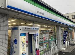 コンビニ　ファミリーマート都筑梅田橋店（コンビニ）まで402m