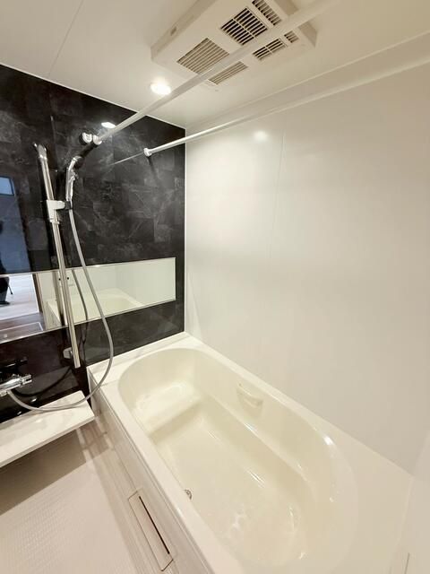 バス・シャワールーム　ゆったり過ごせるお風呂です