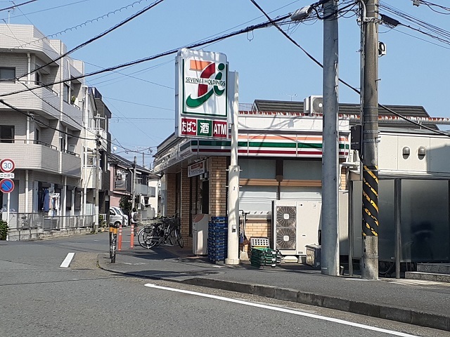 コンビニ　セブンイレブン川崎ガス橋通り店（コンビニ）まで400m