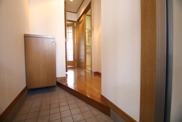 玄関　※参考写真の為、現況優先です。