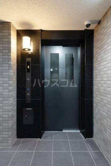 ルーブル中板橋六番館の外観写真
