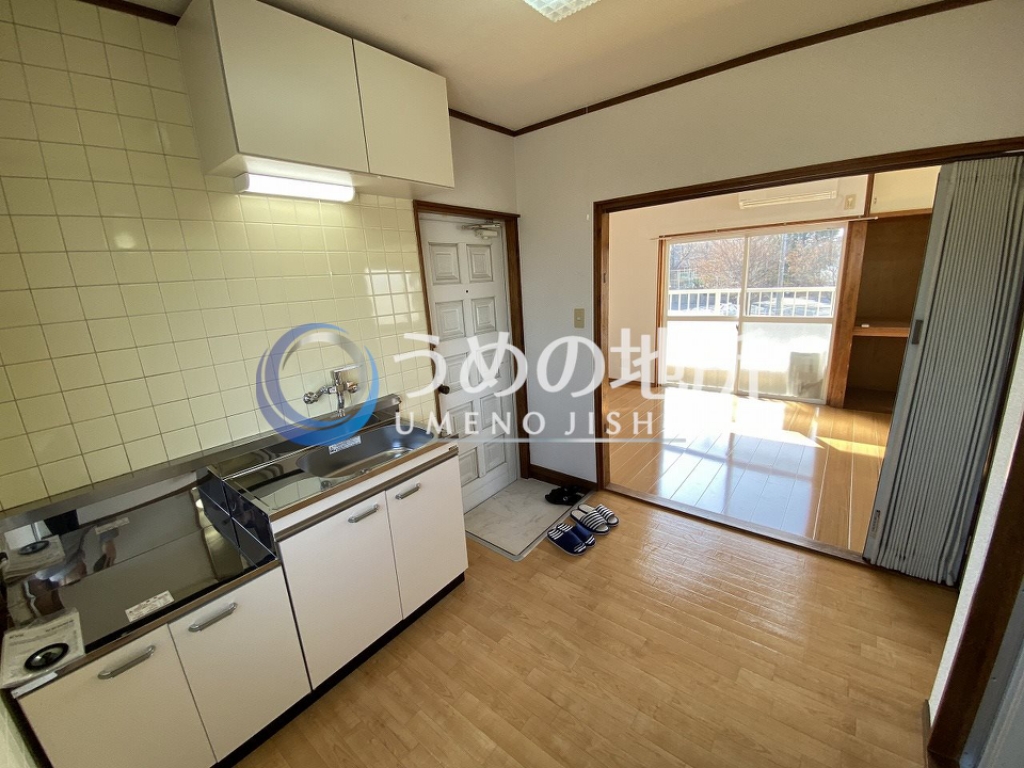 居室・リビング　キッチン１