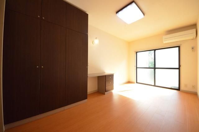 居室・リビング　綺麗な居室