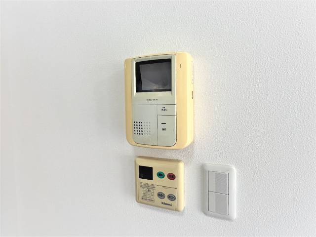セキュリティ　モニター付きインターフォン