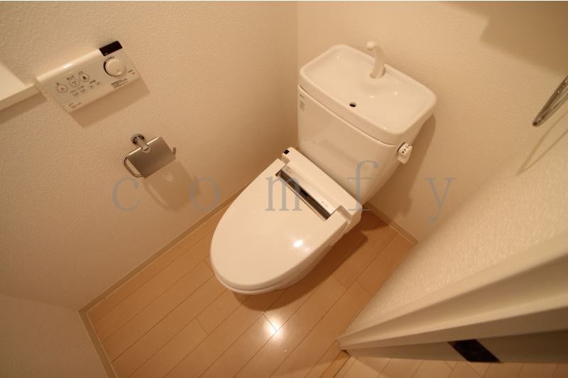 トイレ　ウォシュレット