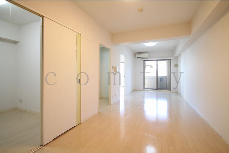 居室・リビング　リビング１３．４帖