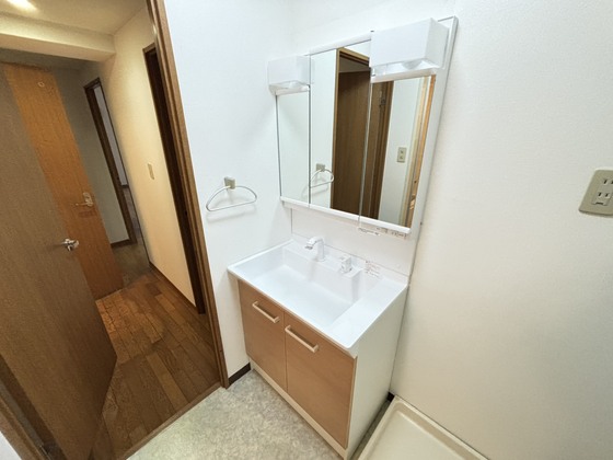 洗面設備　洗髪洗面化粧台