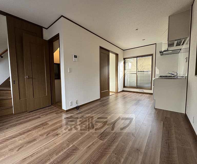 居室・リビング　開放感のあるお部屋です