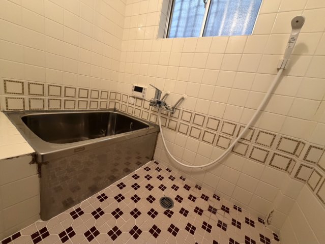 バス・シャワールーム　お風呂です