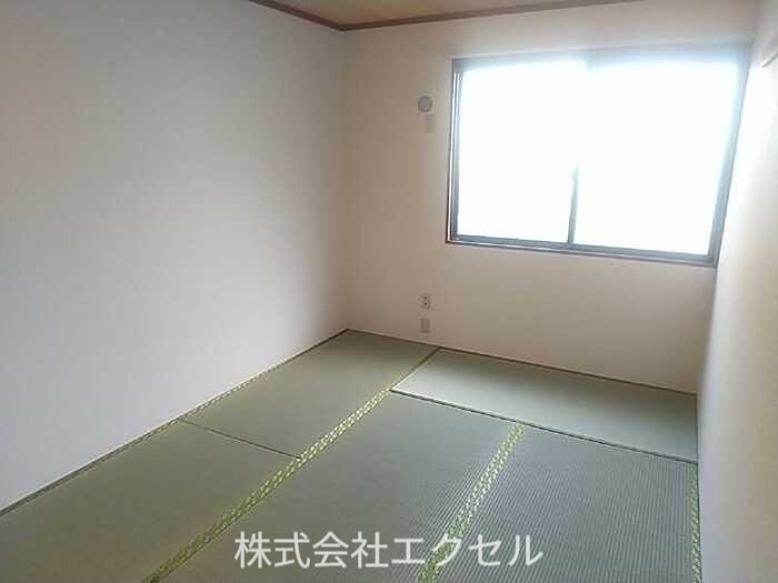 その他部屋・スペース　和室と洋室があります。