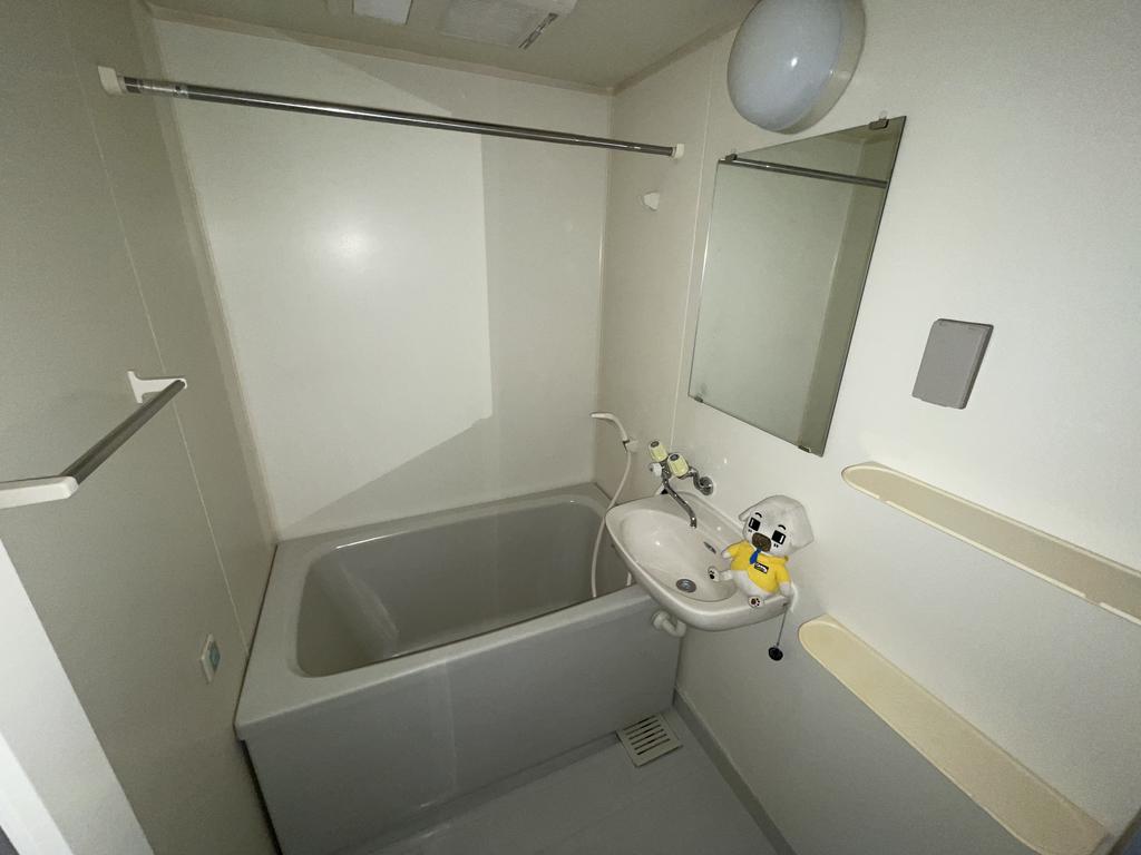 バス・シャワールーム　反転タイプのお部屋です。