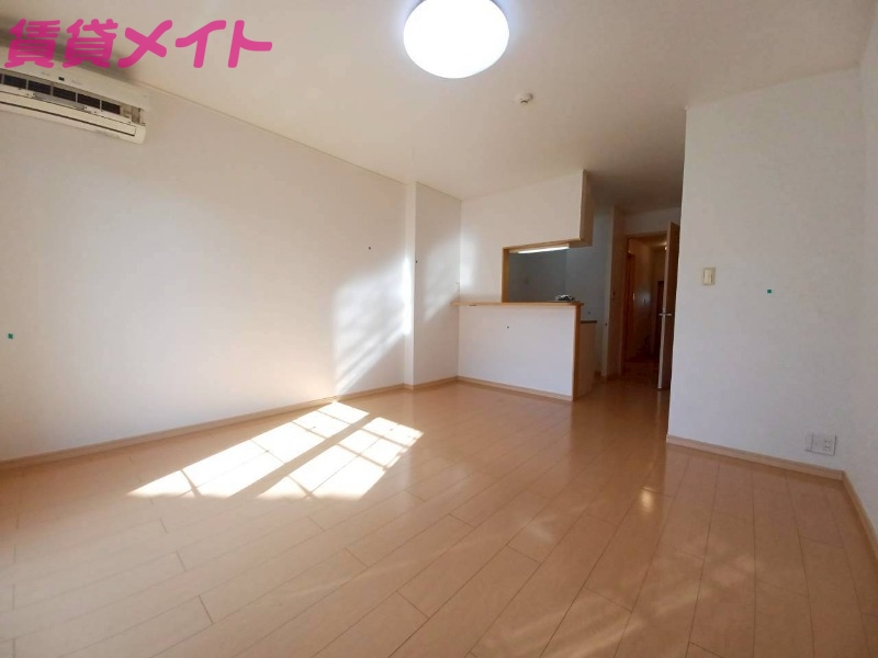 居室・リビング　同型タイプ画像