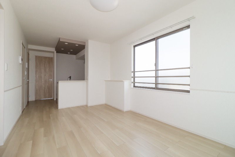 居室・リビング　図面と現状に相違がある場合には現状を優先