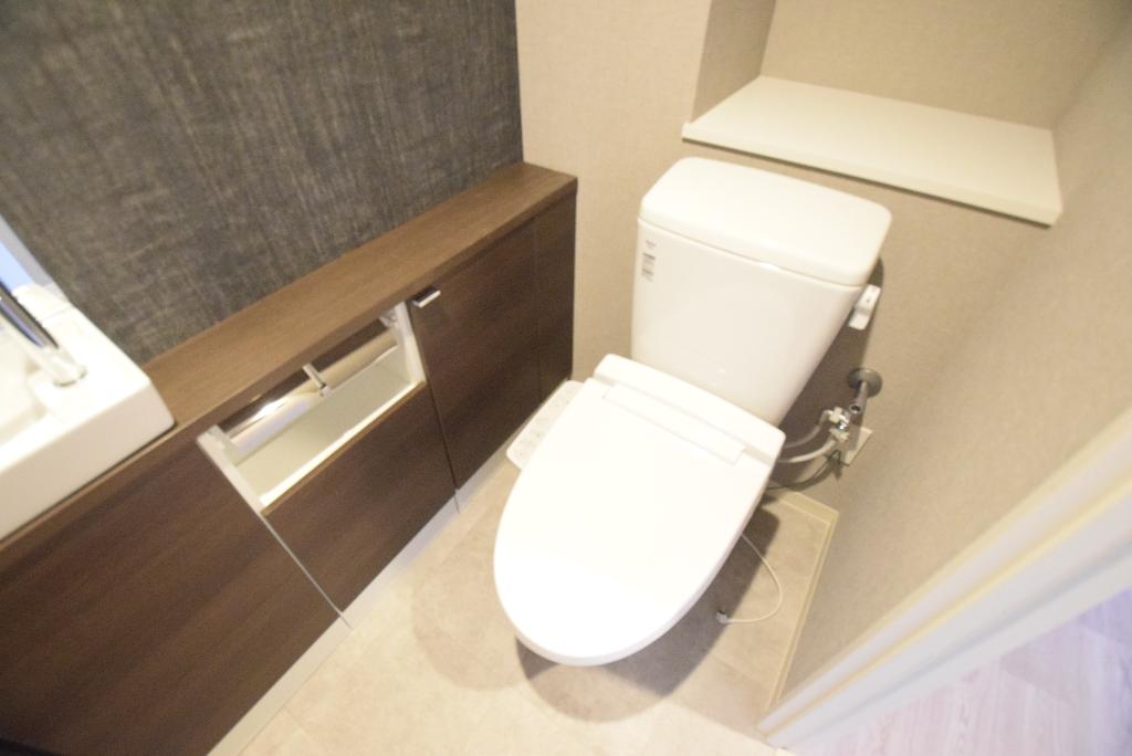 トイレ　シャワー付トイレ