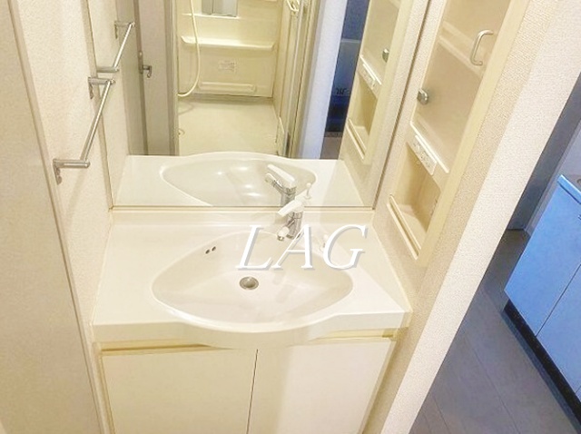 洗面設備　洗面台です。