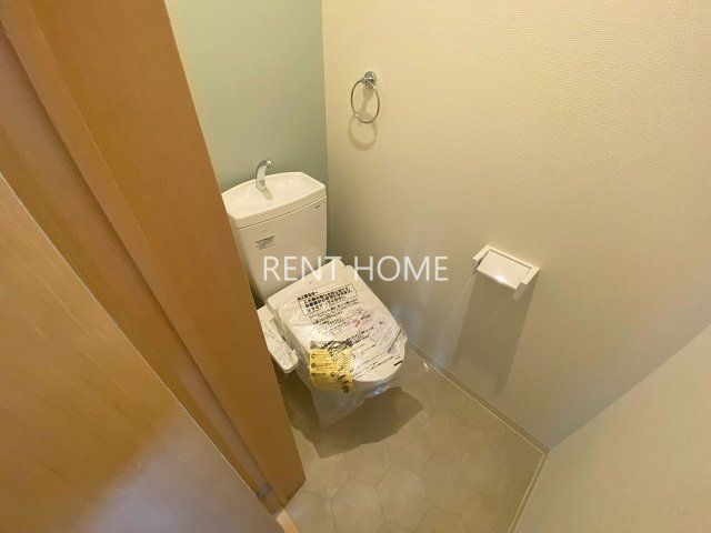 トイレ　同ハウスメーカーの類似写真です