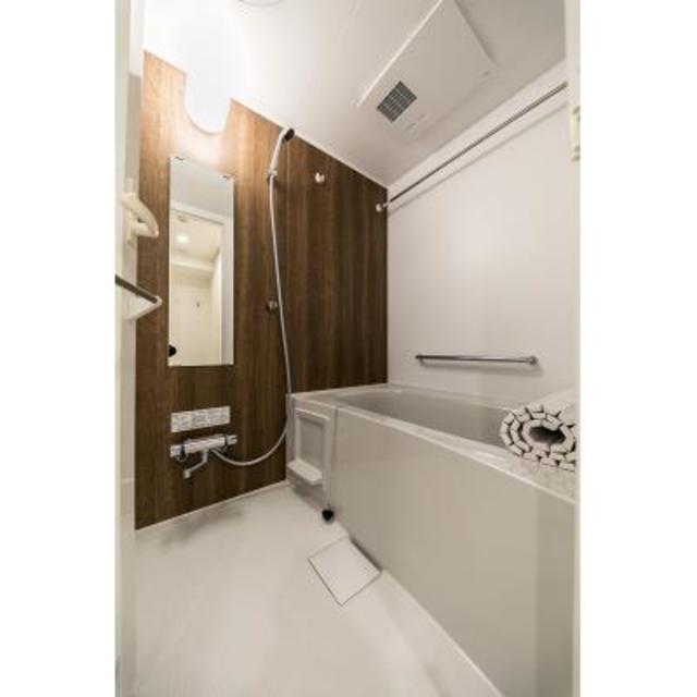 バス・シャワールーム　※写真は同タイプ住戸です。