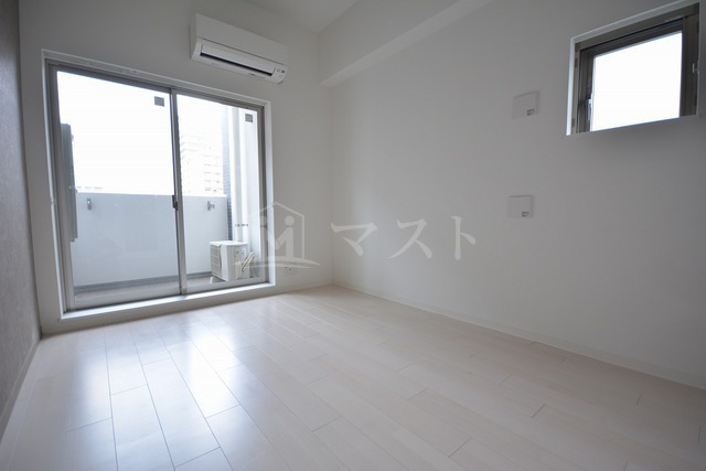 その他部屋・スペース　中部屋は小窓無