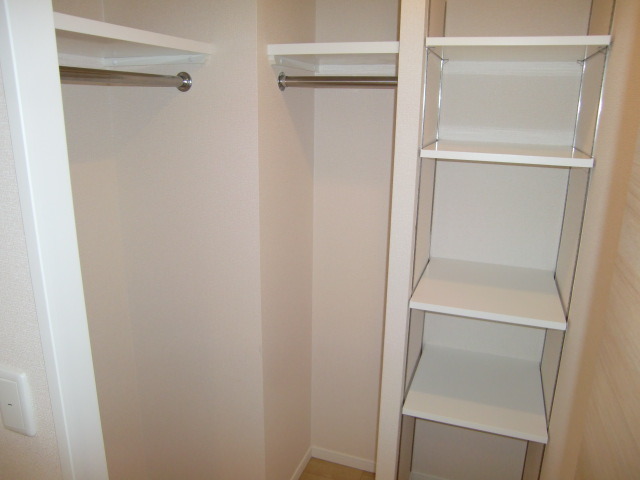収納　ウォークインクローゼット