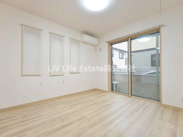 居室・リビング　同仕様写真