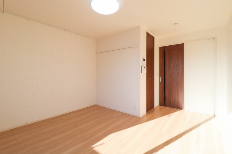 居室・リビング　図面と現状に相違がある場合には現状を優先