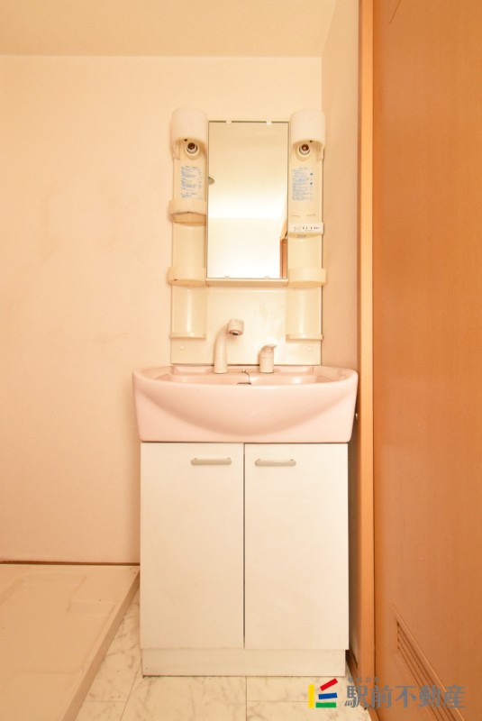 洗面設備　写真は別部屋