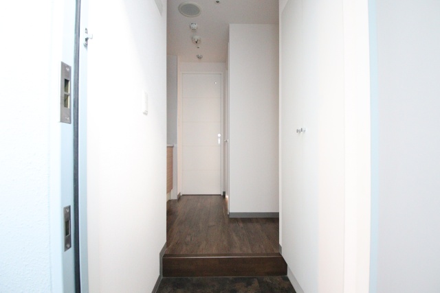 玄関　※別室の参考写真の為、現況優先です。