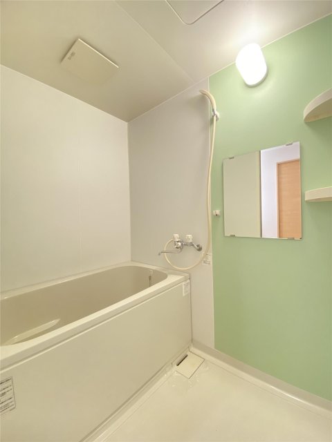 バス・シャワールーム　写真は別号室