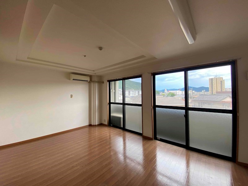 居室・リビング　別号室イメージ