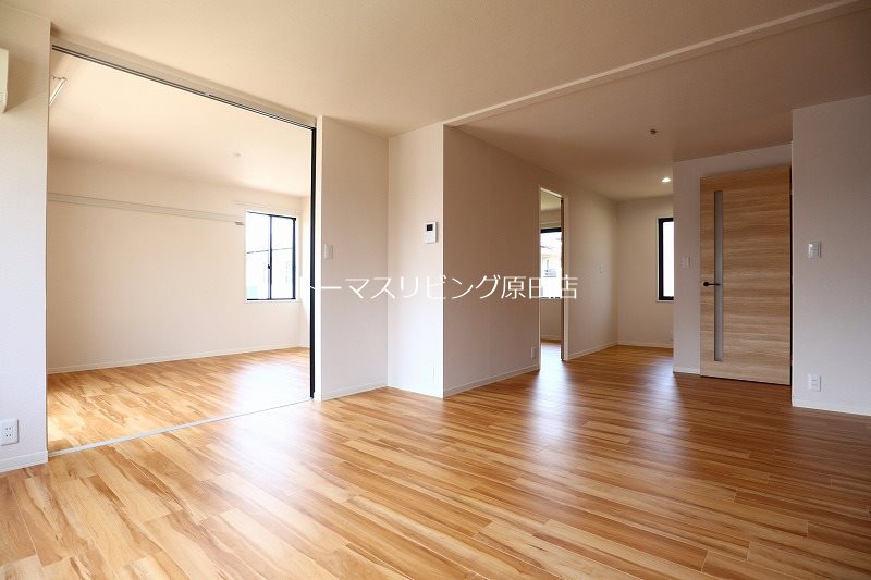 居室・リビング　201号室写真