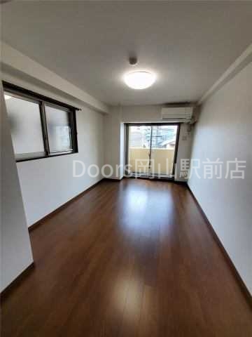 居室・リビング　※参考写真