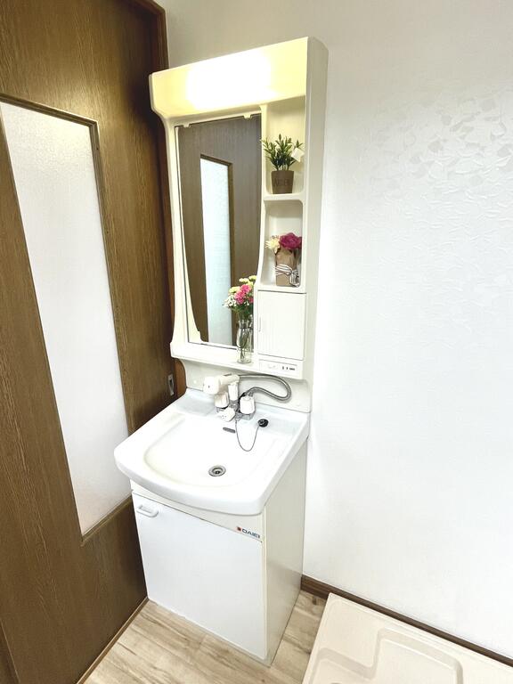 洗面設備　他のお部屋の参考写真